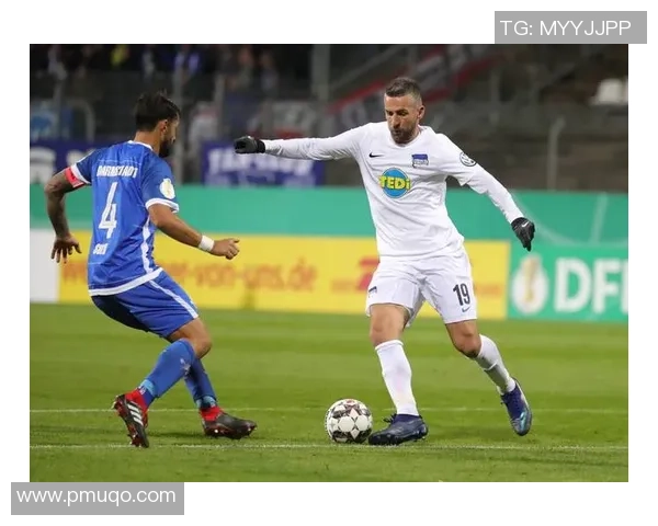 2018德甲精彩对决斯图加特主场迎战柏林赫塔全场回顾与分析